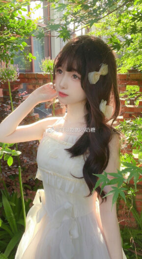 {{brizy_dc_image_alt imageSrc=