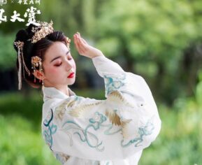 {{brizy_dc_image_alt imageSrc=